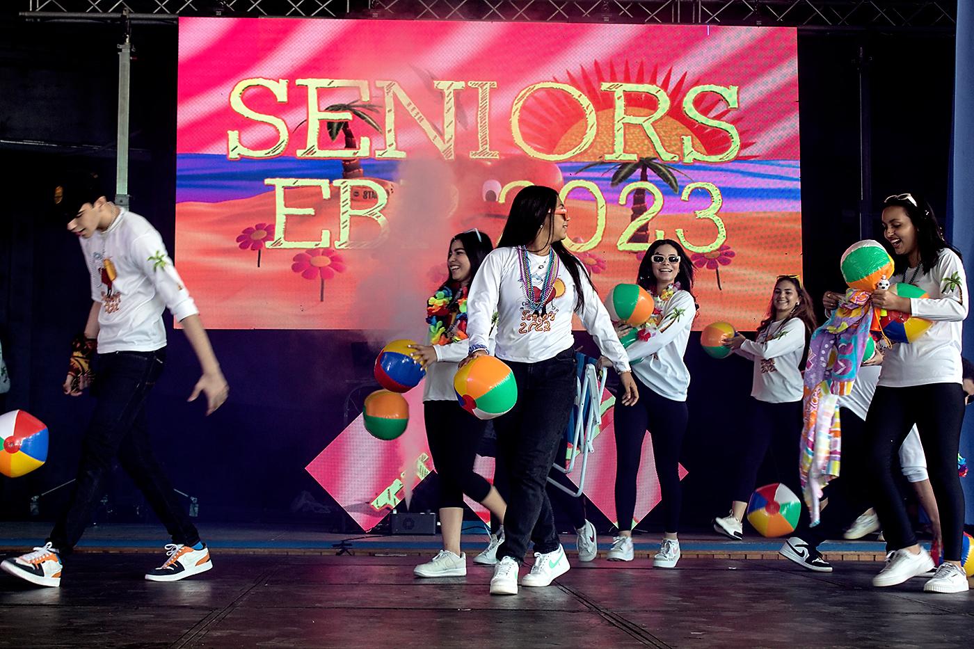Los senior de la generación 2023 de la Escuela Episcopal El Buen Pastor bailaron varias coreografías durante el acto de inauguración de clases del año escolar.