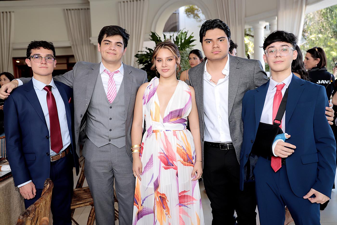 Shane Madox, José Rodrigo Zelaya, Antonella Pérez, Antonio Melara y Diego Márquez.