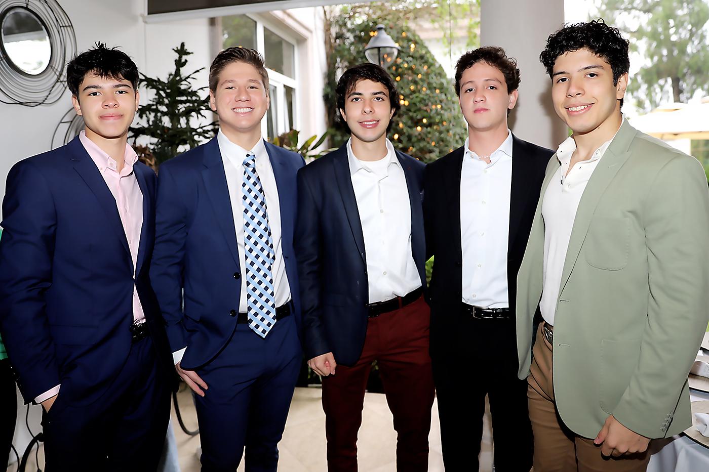 Roberto Alvarado, Stefan Lagunes, José Pablo Rivera, Francisco Corea y Danilo Velásquez