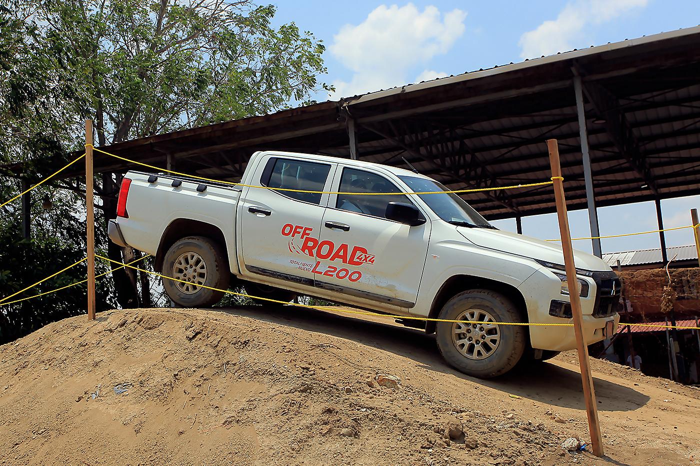 Off Road de Mitsubishi 4X4 L200 2025