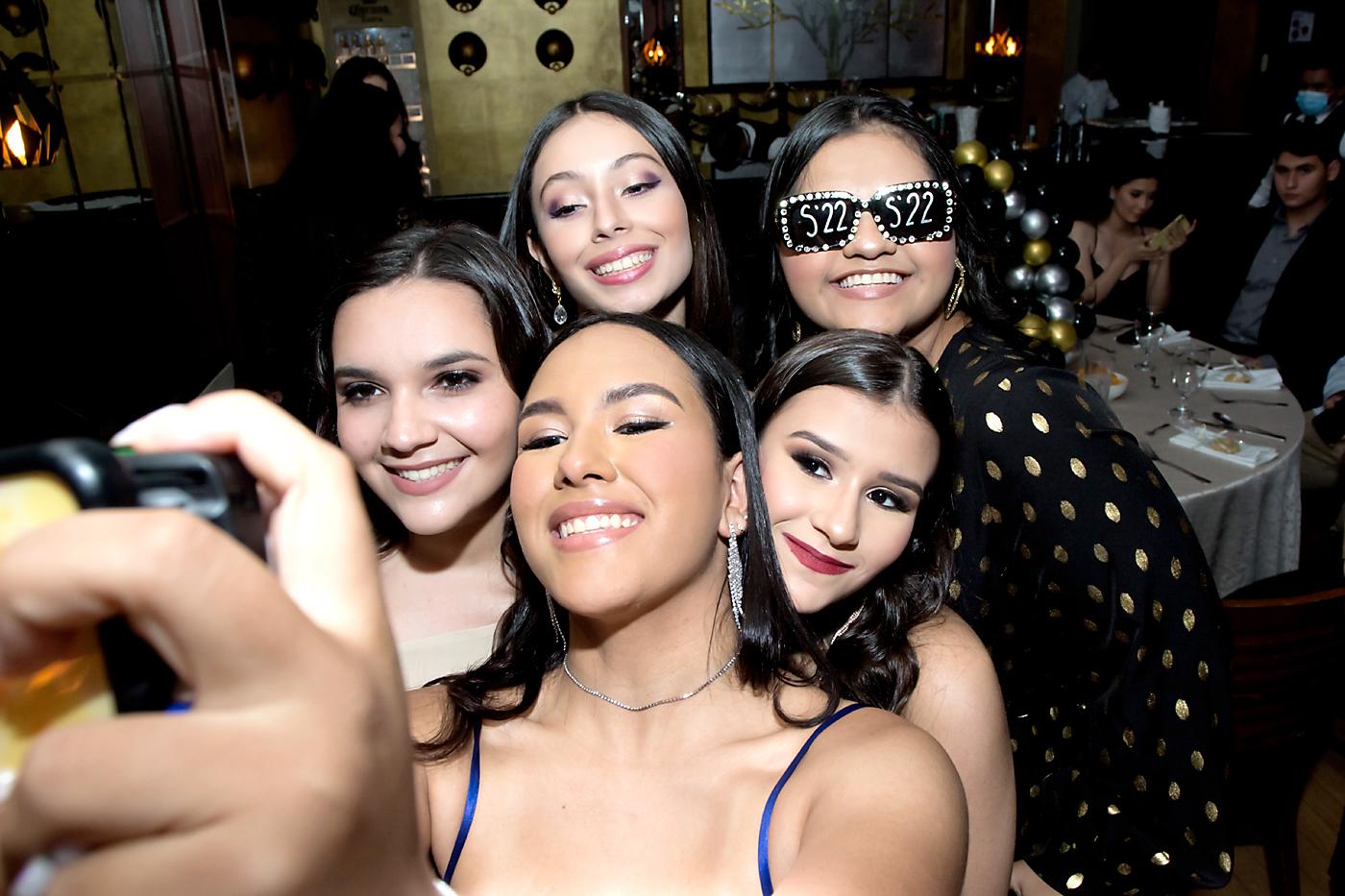 No podían faltar los selfies para las redes.