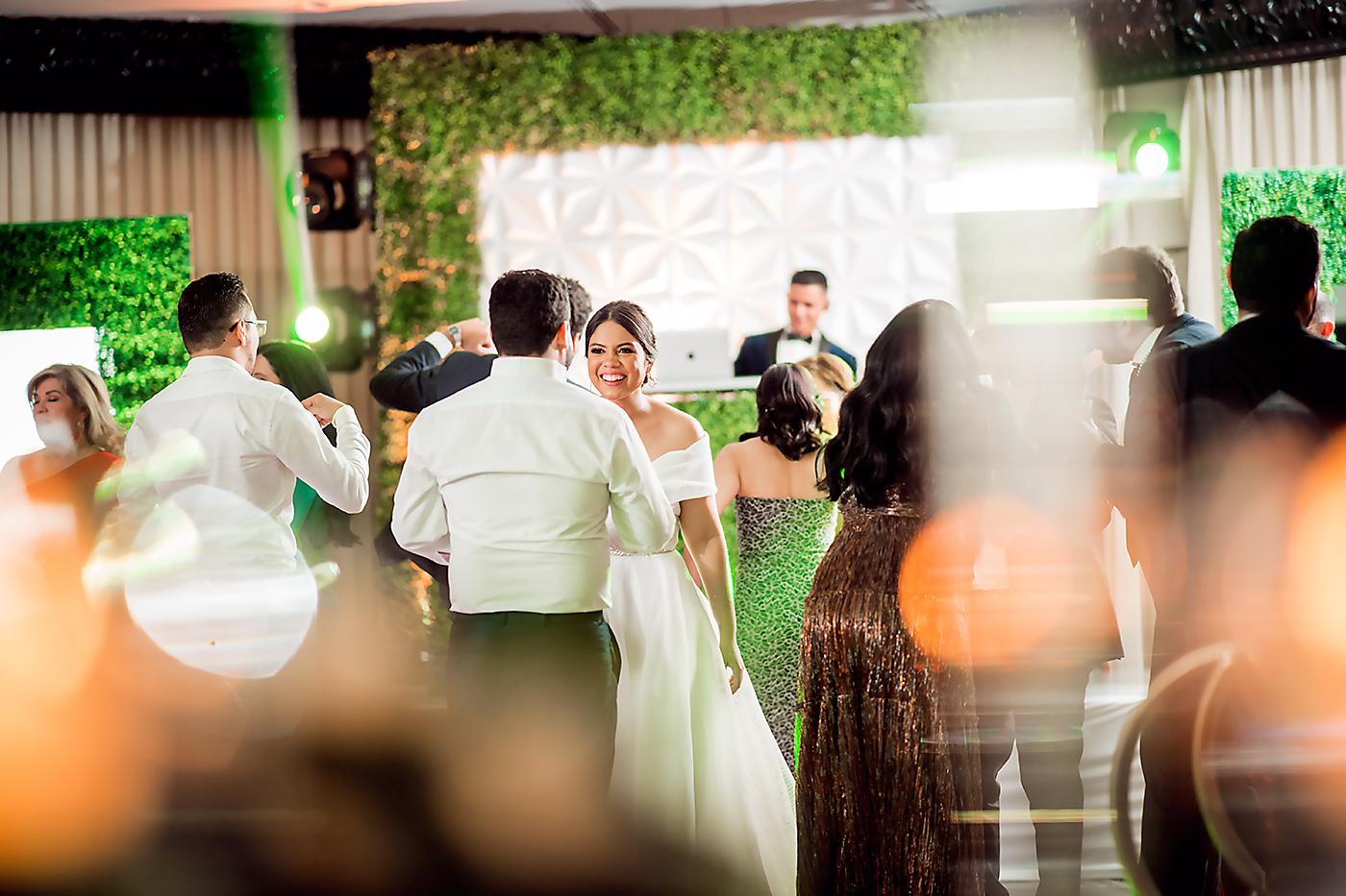 La boda de Elisa Rodríguez y André Calderón