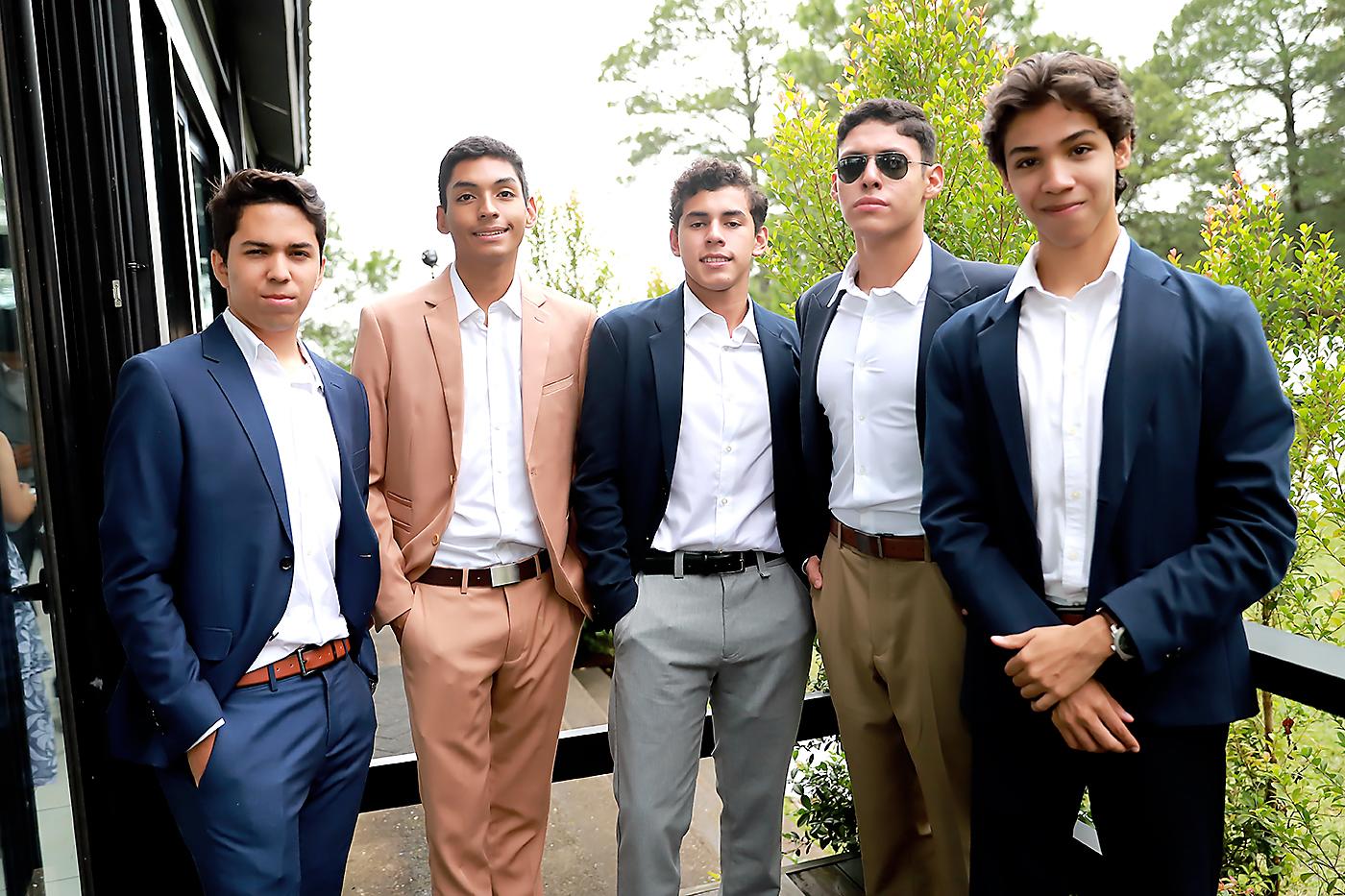 Myles Figueroa, Edwin Salgado, Leonel Juárez, Wilfredo Castro y Joel López