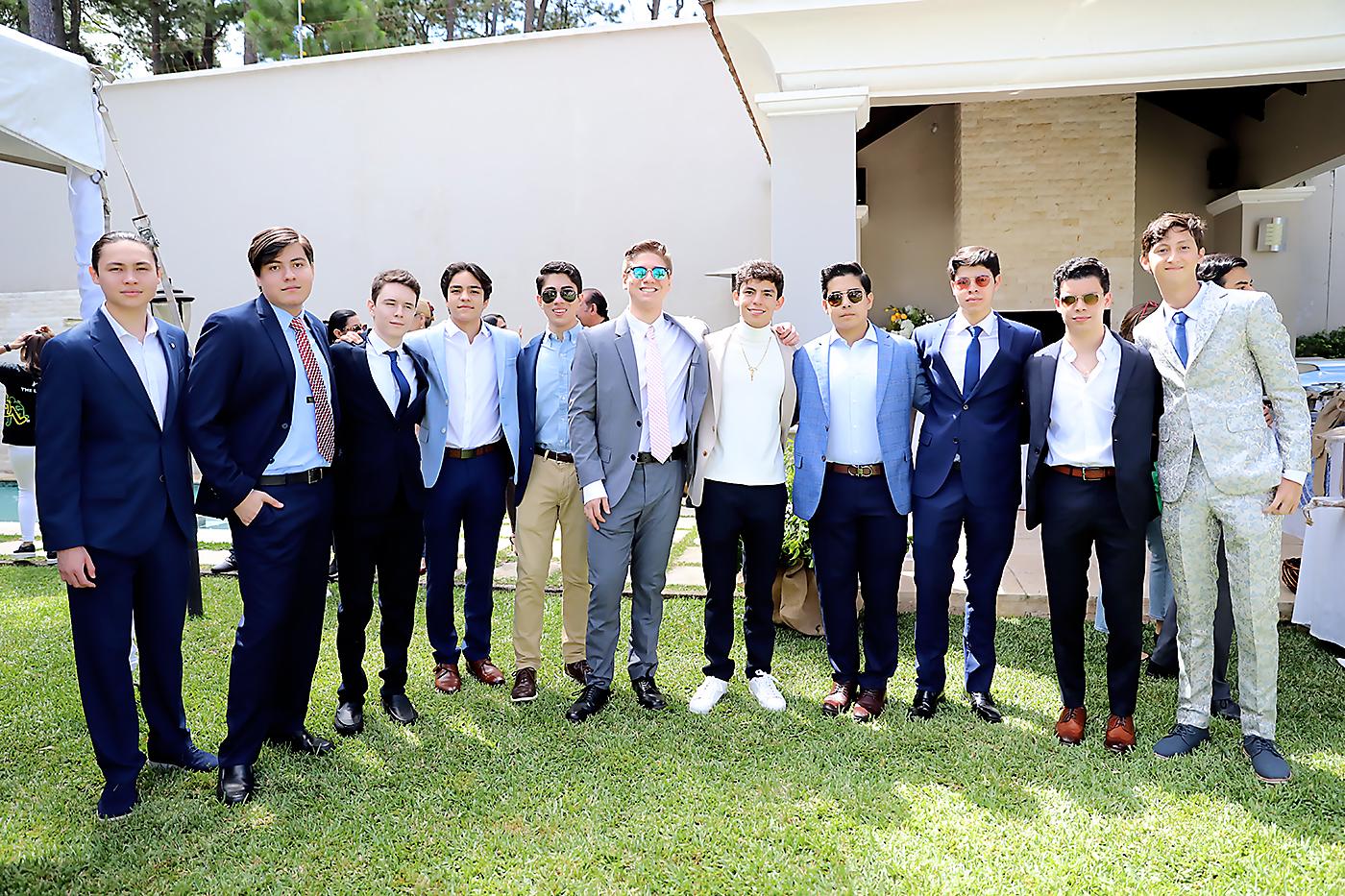 Jesús Mejía, David Andino, Alberto Flores, Jordi Roig, Gustavo Zuniga, Stefan Lagunes, Hernán Ulloa, Héctor Rodríguez, Roberto Alvarado, Diego Lópe y Hans Niehorster
