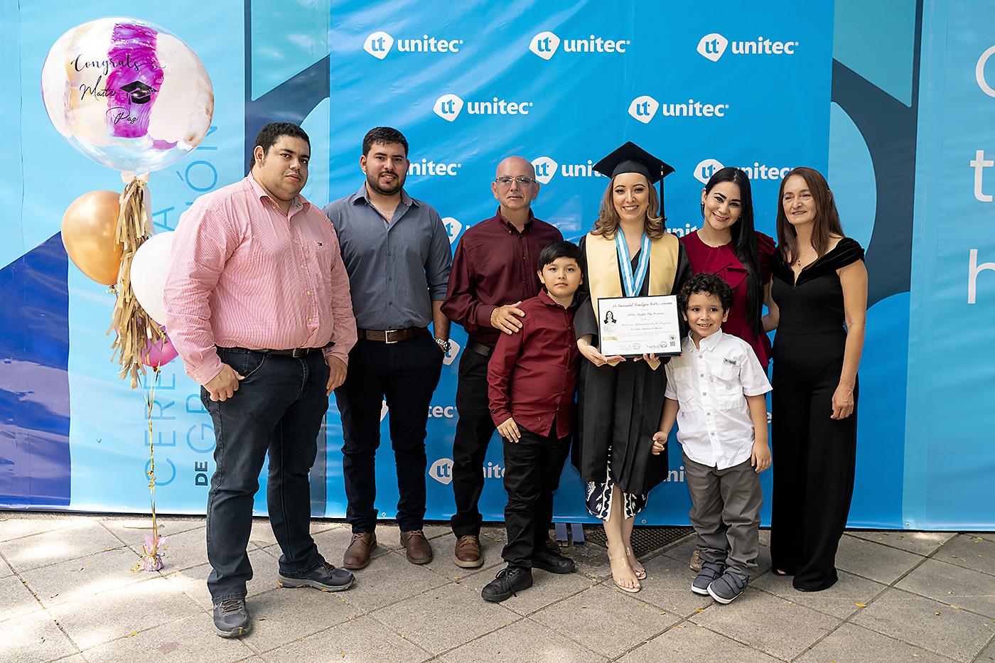 UNITEC SPS celebra la graduación de nuevos talentos y agentes de cambio