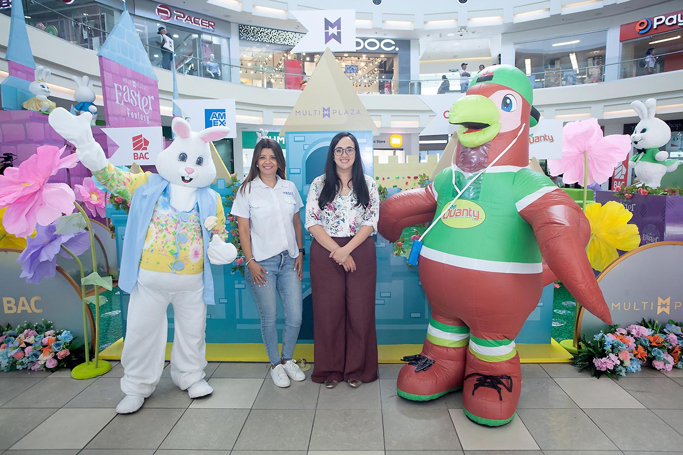 Patricia Wilson y Claudette Kattán.