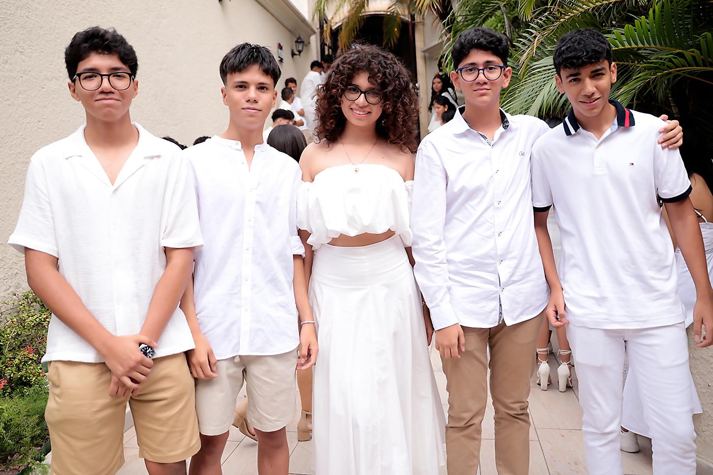 Fernando Castellanos, José Manuel Zaldivar, Enma Saenz , José Carlos Lara y Cristian David Funez