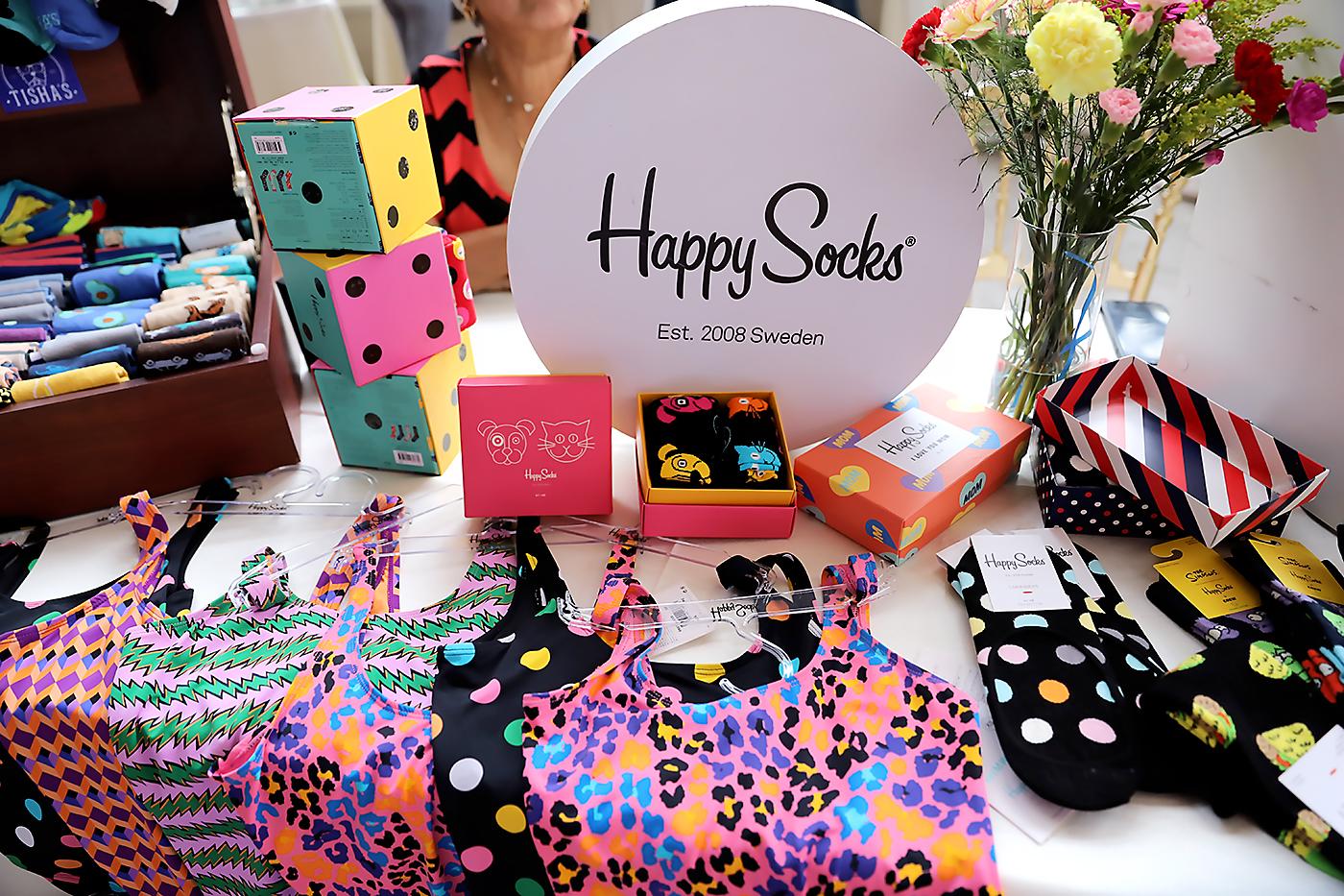 Los coloridos diseños de Happy Socks para darle un twist de alegría a tus outfits diarios