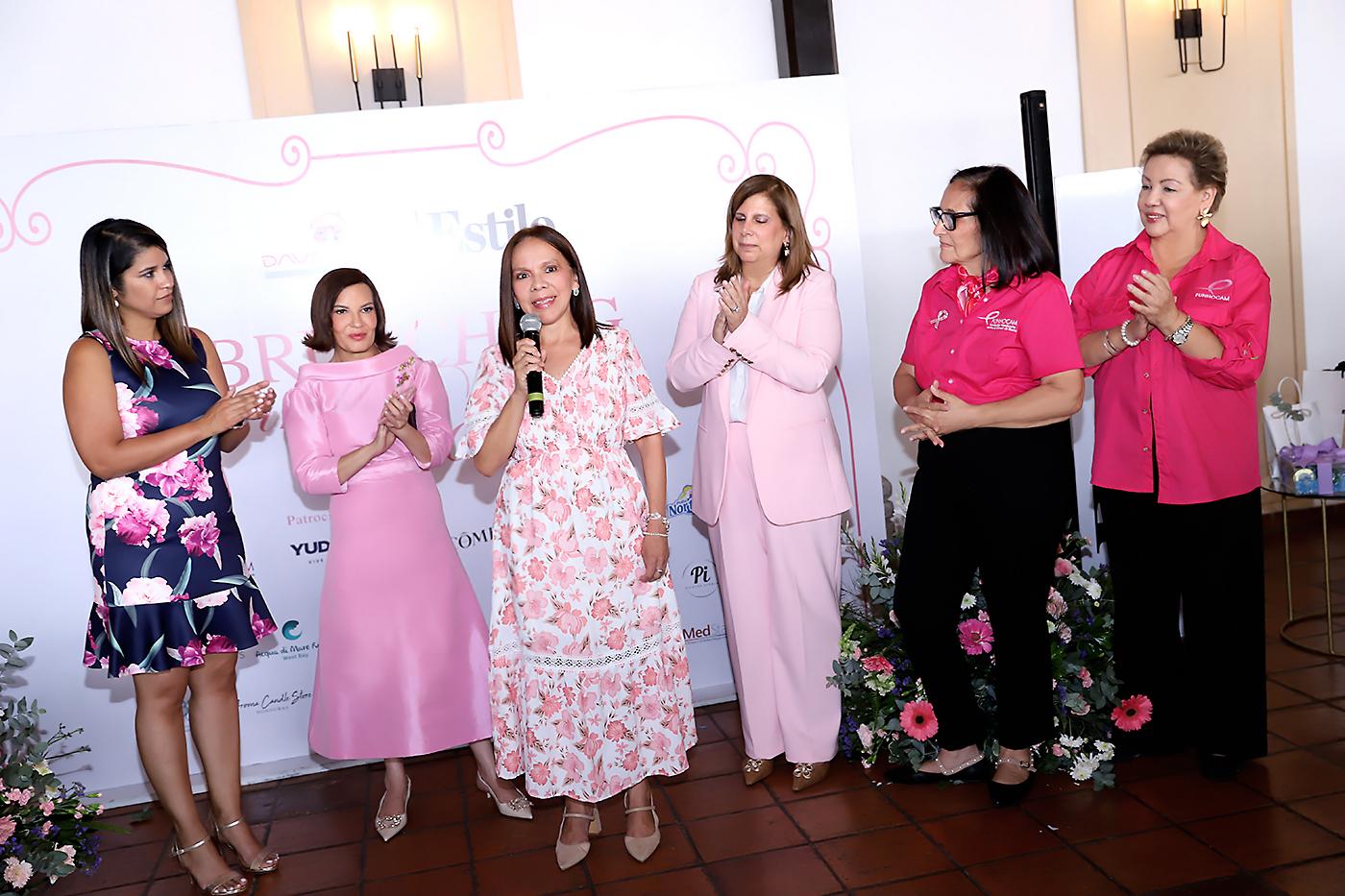 Ginna Miller, Blanca Bendeck, Isabel García, María Canahuati, Rosemonde Abedrabbo y Ana Abarca. Ginna Miller, Blanca Bendeck, Isabel García, María Canahuati, Rosemonde Abedrabbo y Ana Abarca.