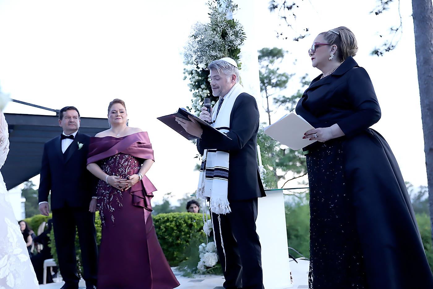 La boda de Iván Wolozny y Jacqueline Bográn