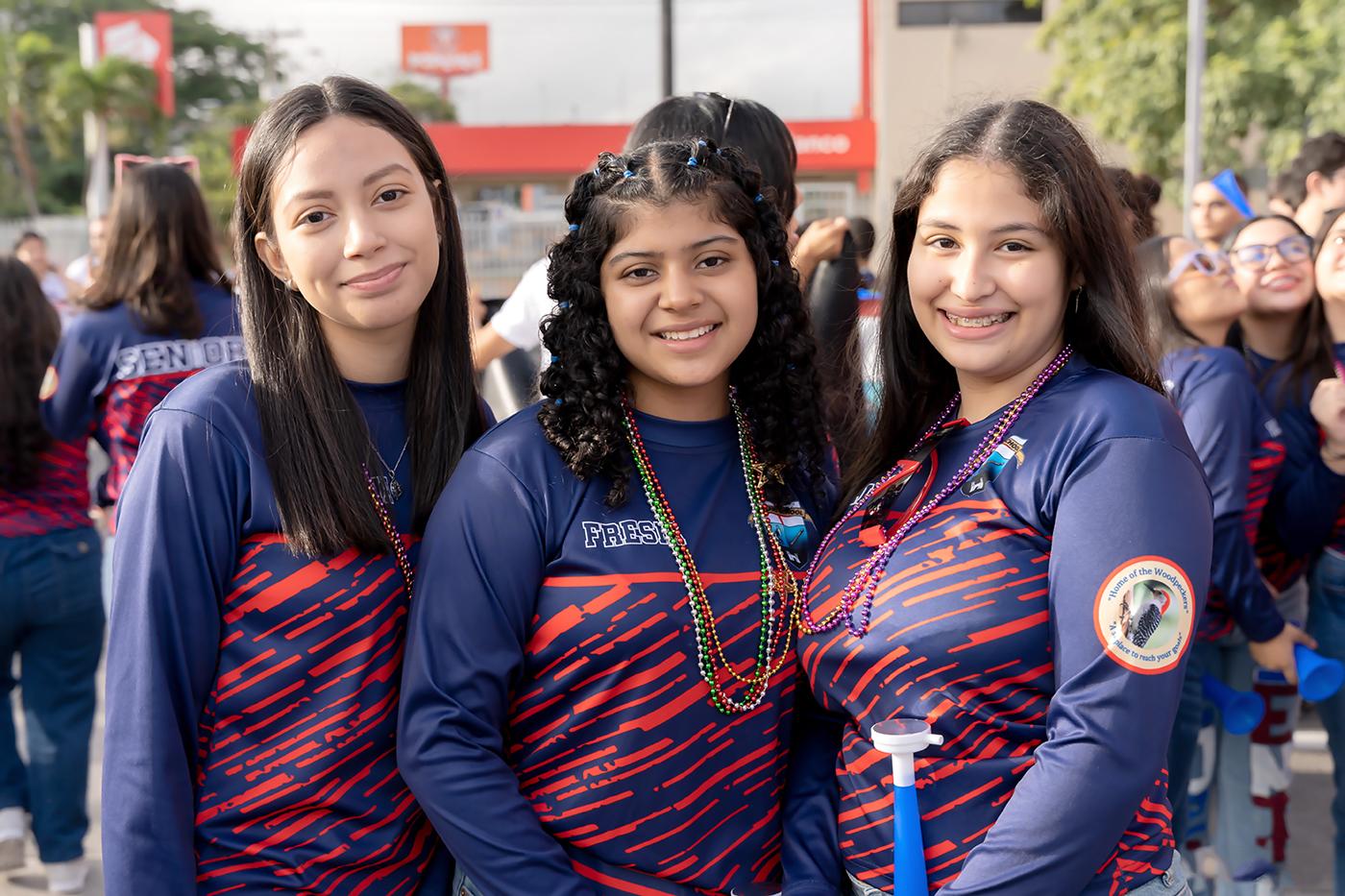 Victoria Gallegos, Elissa Donaire y Fresia Romero
