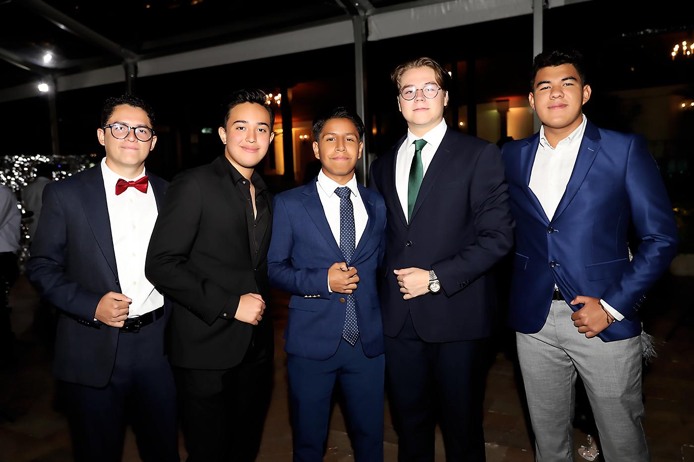 Diego Hernández, Juan Chinchilla, Carlos Zelada, Bill Santos y Diego Baquis
