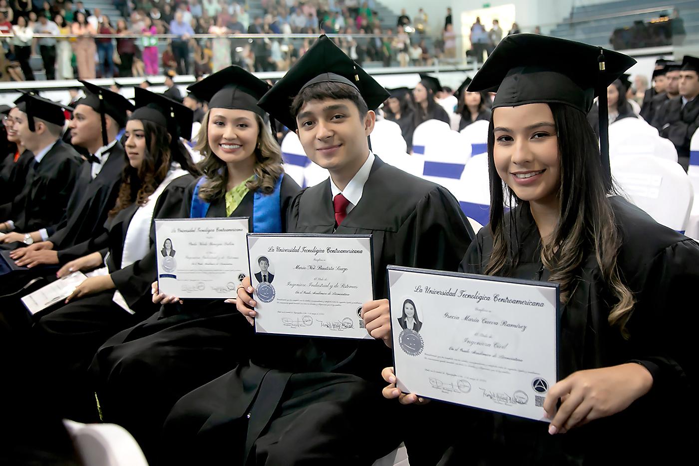 Graduaciones de UNITEC SPS 2024