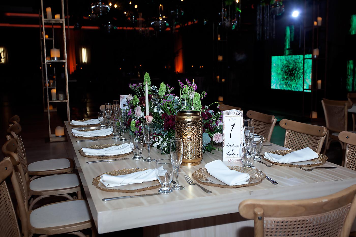 Boda Hipp Yanes
