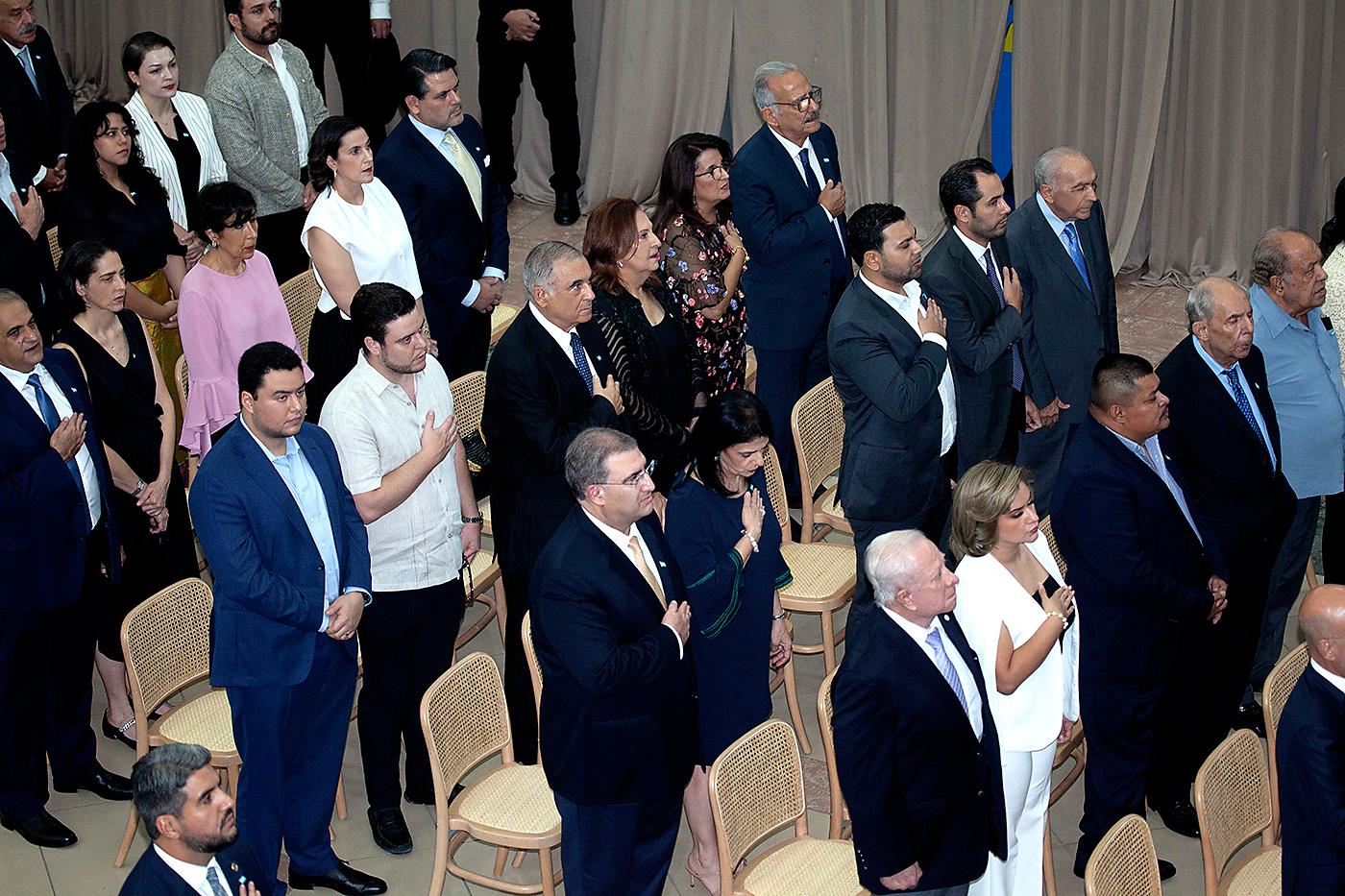 Banpaís reconoce a Emín Abufele