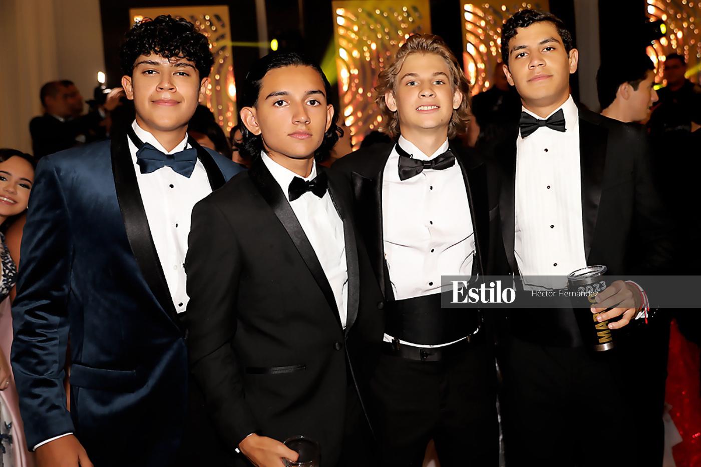 Sebastián Acosta, Lisandro Flores, Rodrigo Paredes y Marco Antonio Ramírez
