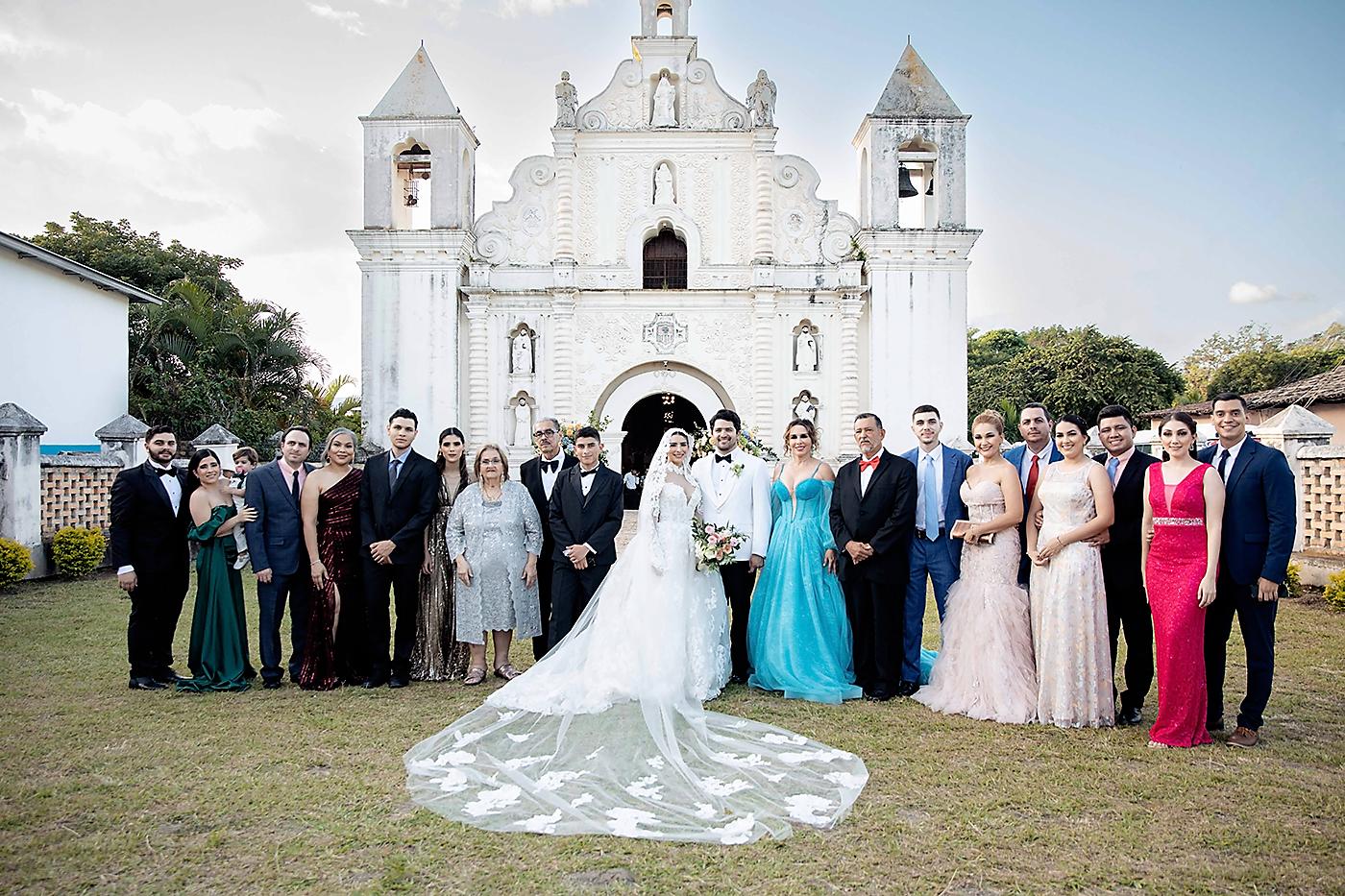 La boda religiosa de Ivonne Mayorga y David Hércules