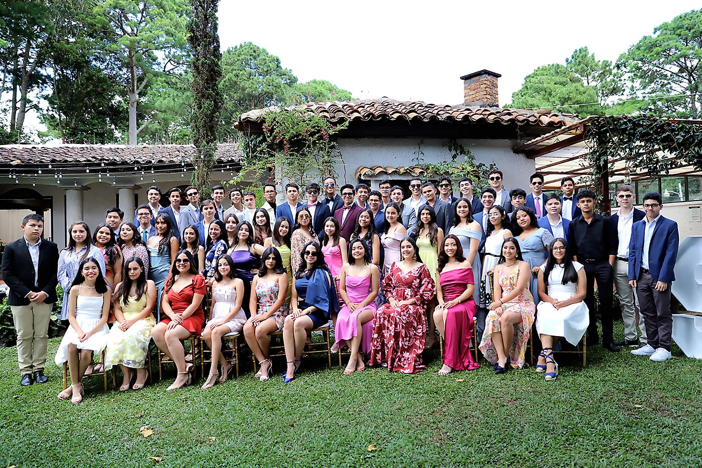 Brunch de los Senior 2023 de la Estancia School