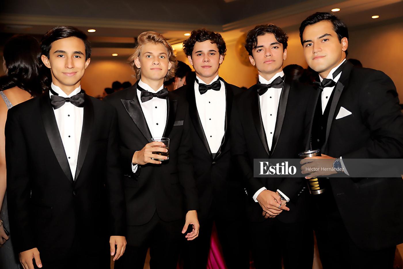 Rafael Pineda, Rodrigo Paredes, Luca Antonio Salinas, Luis Enrique Clare y Emilio José Martínez, 