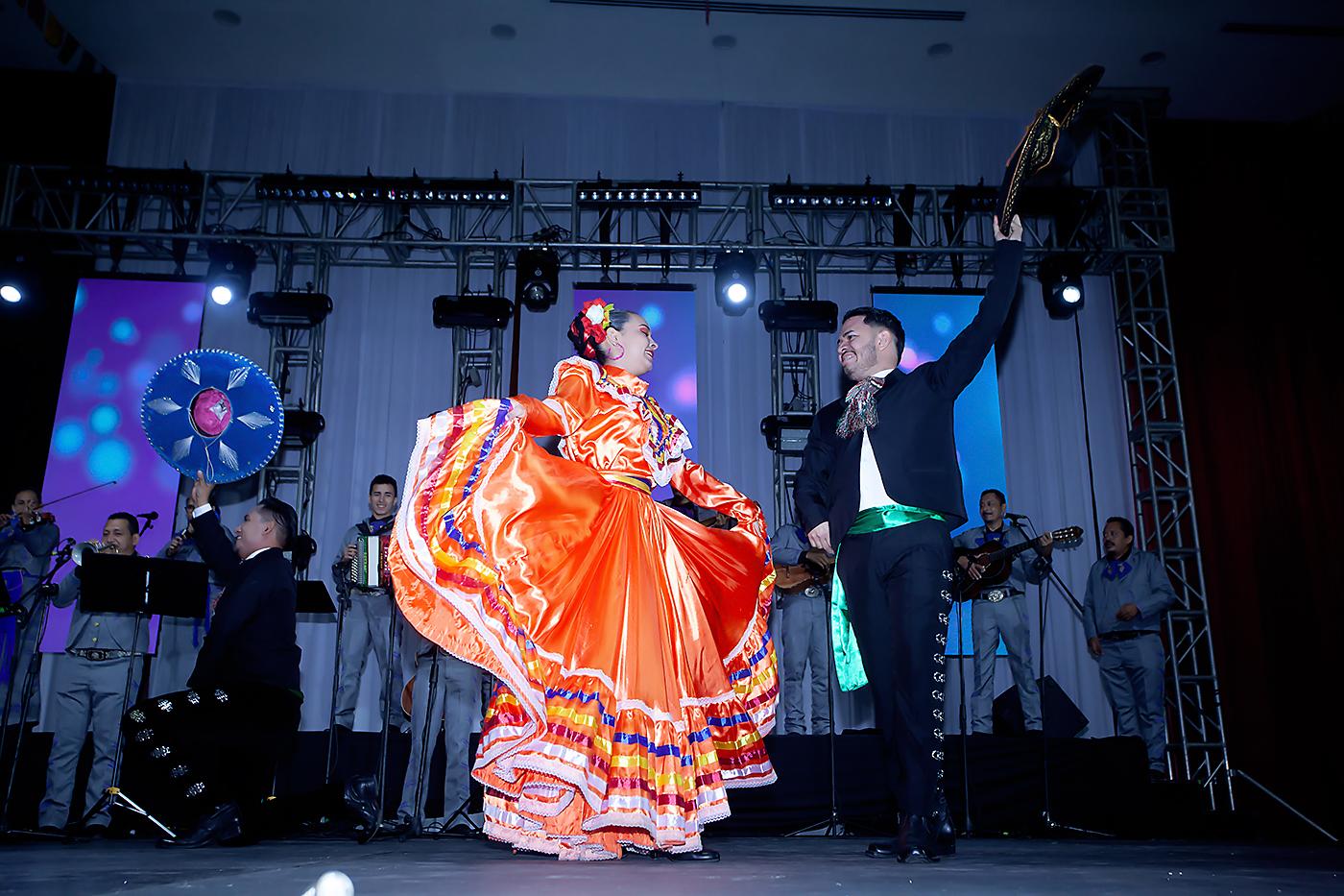 Grupo de Danza Zorzales de Sula.