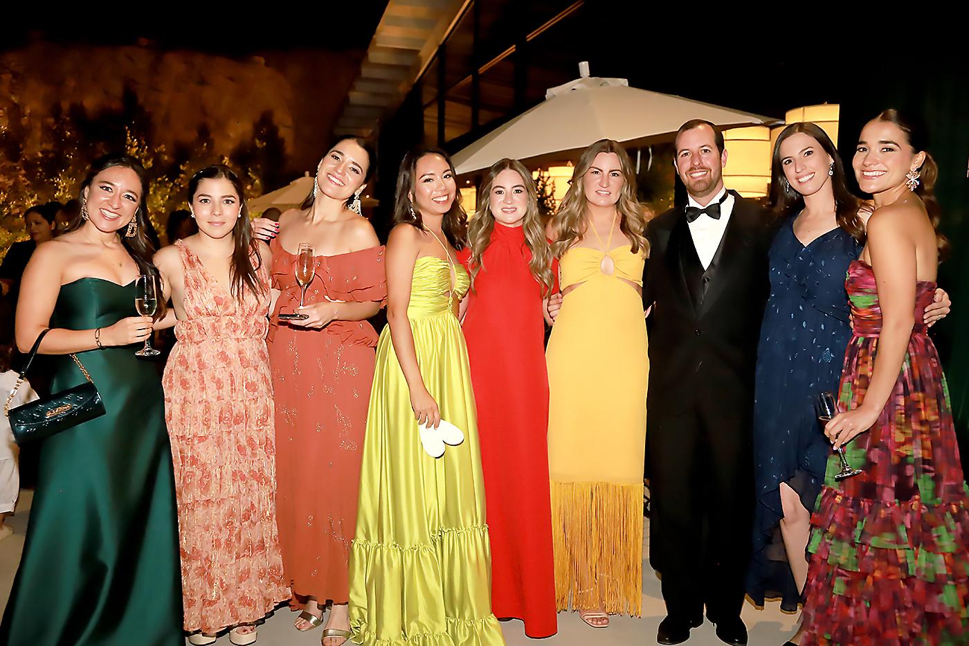 Veronica Díaz Valdes, Natalia Siman, Anayeli Carrillo, Amy Barahona, Selma y Gabriela García, Fernando Tamayo, Pamela Pere Tamayo y Anahi Carrillo