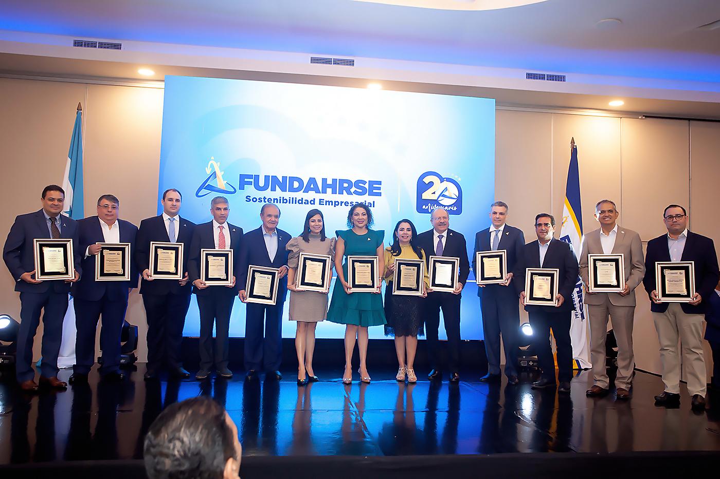 Representantes de empresas fundadoras: Edward Bardales de FOTL; Edwin Santos de Corinsa; Roberto Facussé de Caracol Knits; Ricardo Jaar de la USAP; Alberto Díaz Lobo de ETERNA; Gabriela Carvajal de Dinant; Karla Ávila de Cervecería Hondureña; Liliana Barahona de Cargill; Jacobo Kattan, Fernando Jaar de Grupo Jaar; Carlos Durán de Gildan; Javier Mejía de UTH y Gustavo Mercado, de British American Tobacco México &amp; Central America.