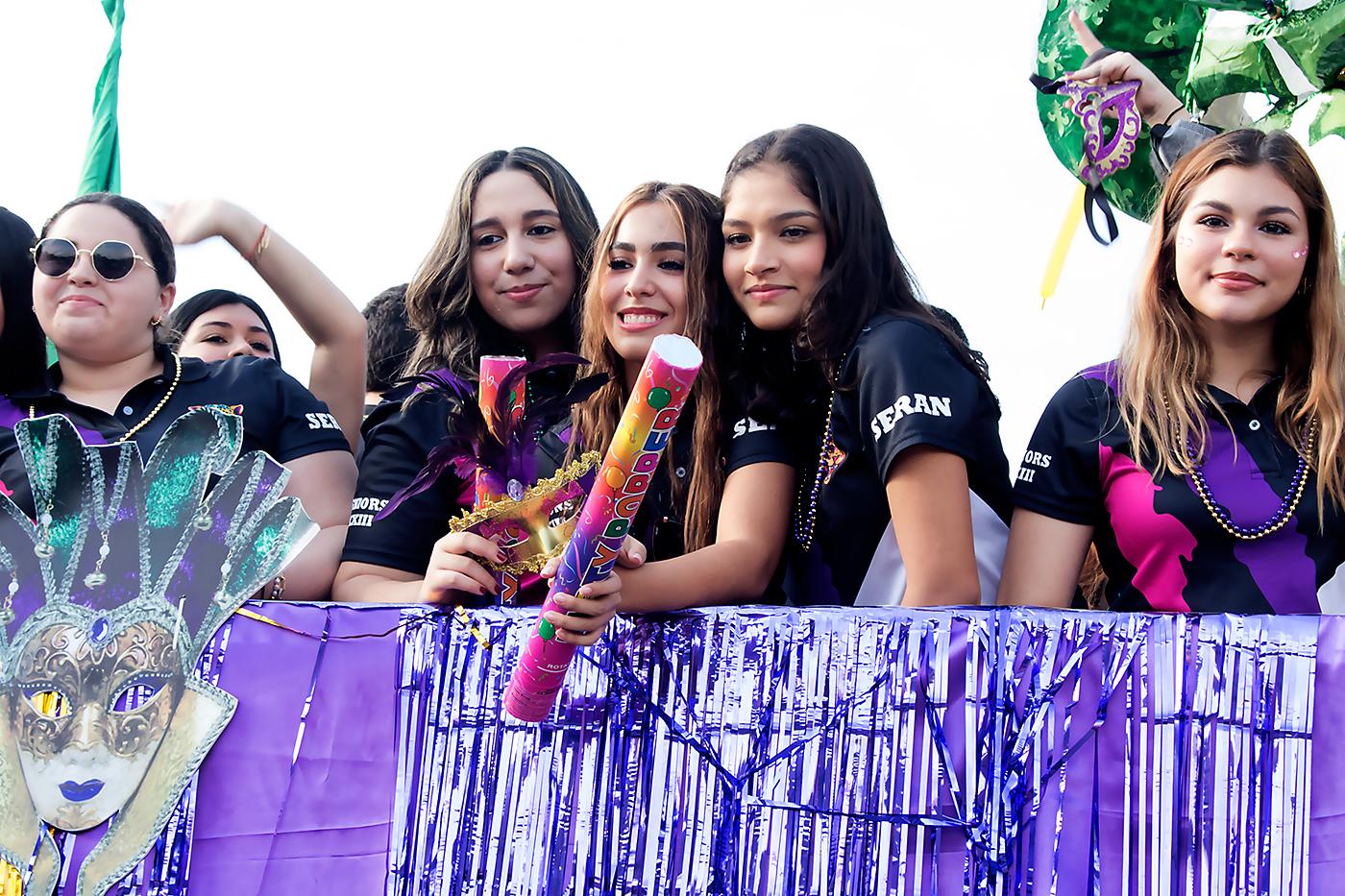 Brenda Echeverri, Luciana Morales y Adriana Gonzáles.