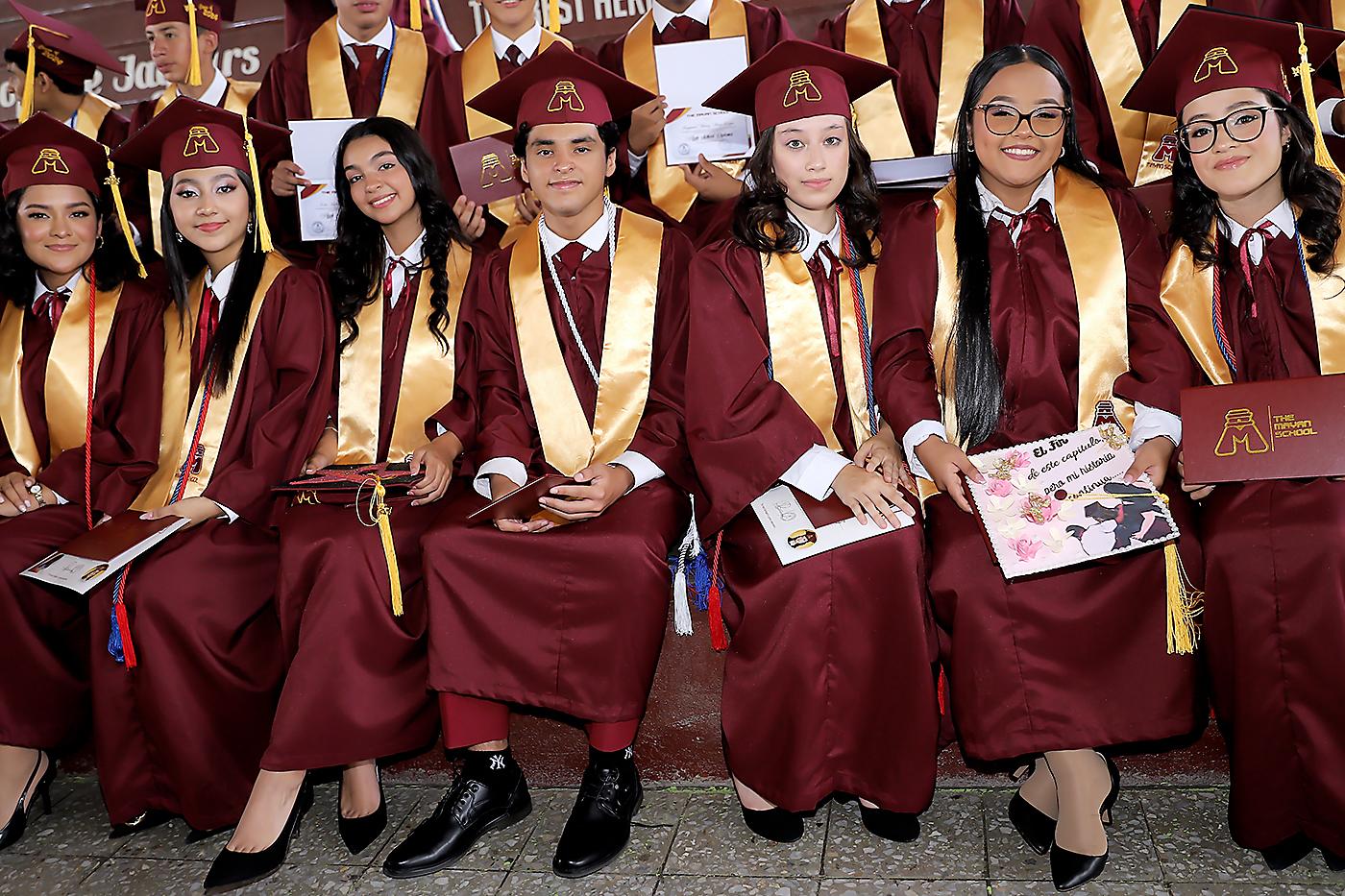 Graduación 2024 de Mayan School