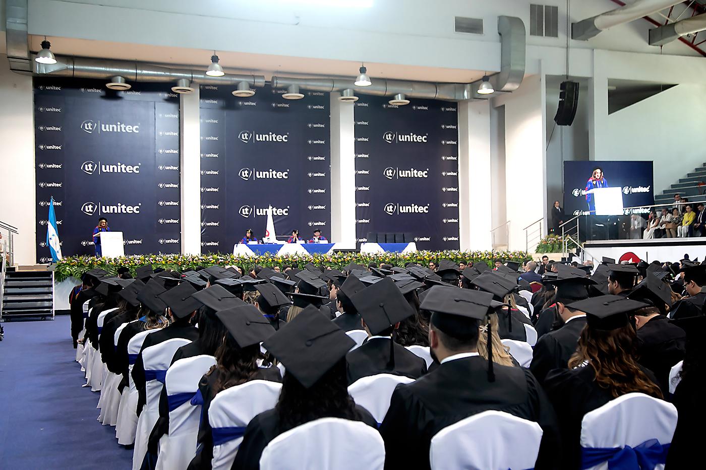 Graduaciones de UNITEC SPS 2024