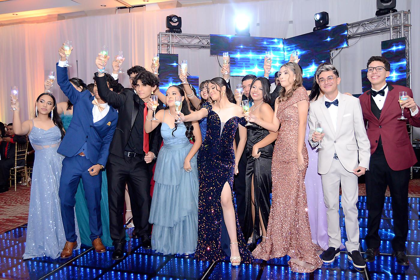 Sf Prom Fiesta de la prom 2024 de San Francisco del Sales School