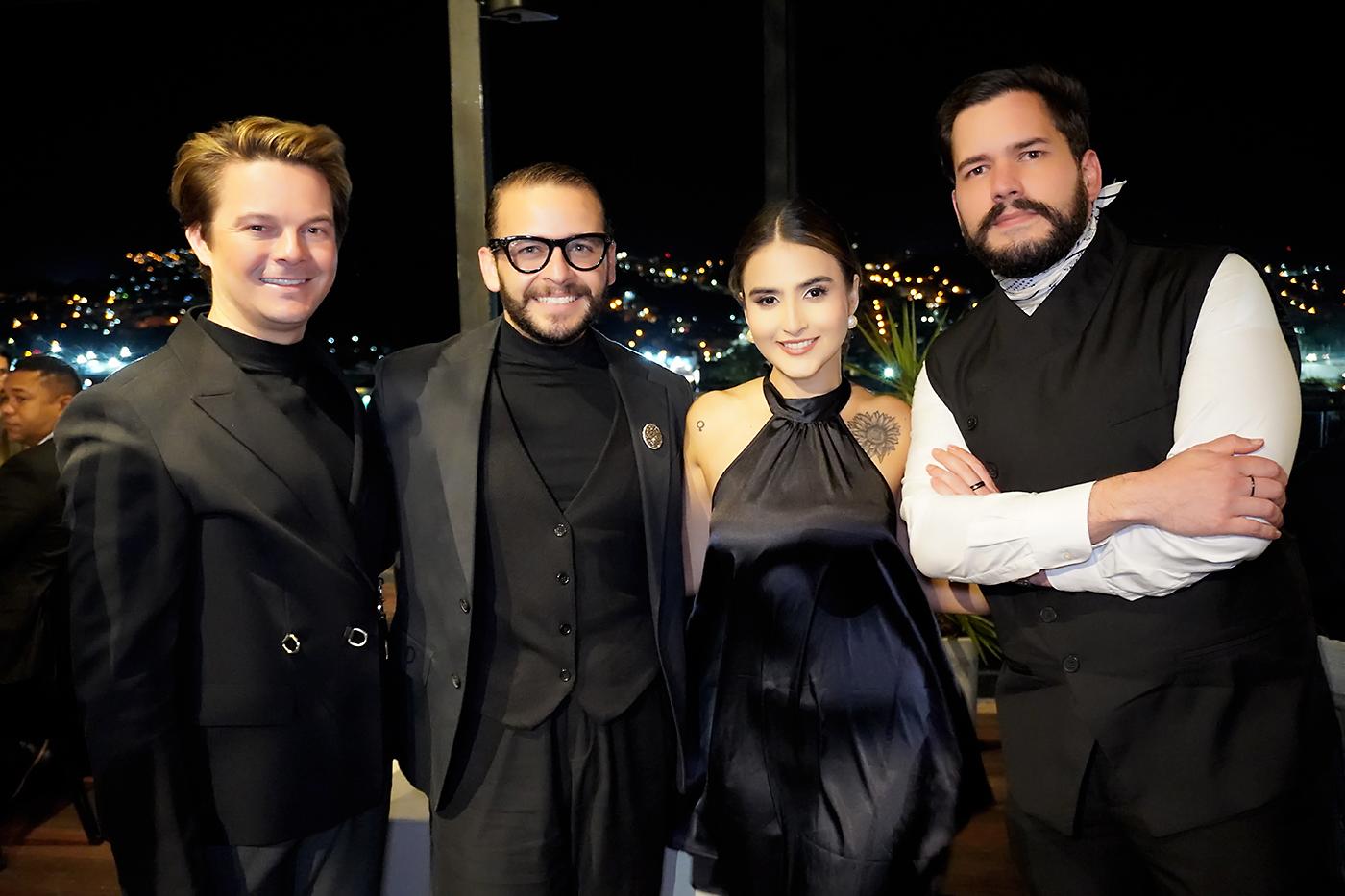 Marcos Benéitez, Eloy Bravo, Gabriela Galeas y André Schrei.