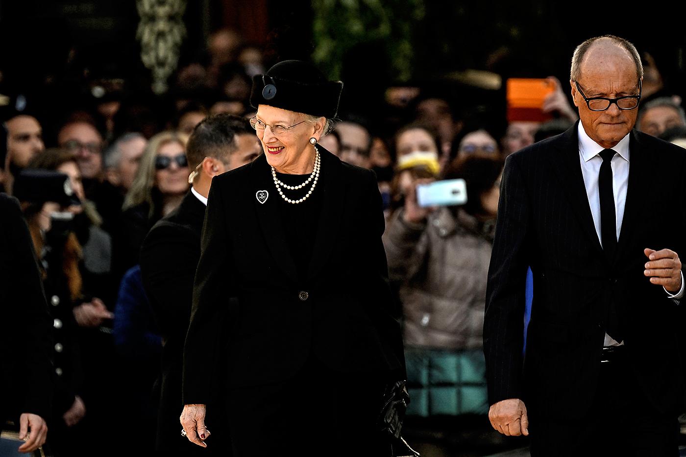 La reina Margrethe II de Dinamarca a su llegada al servicio religioso