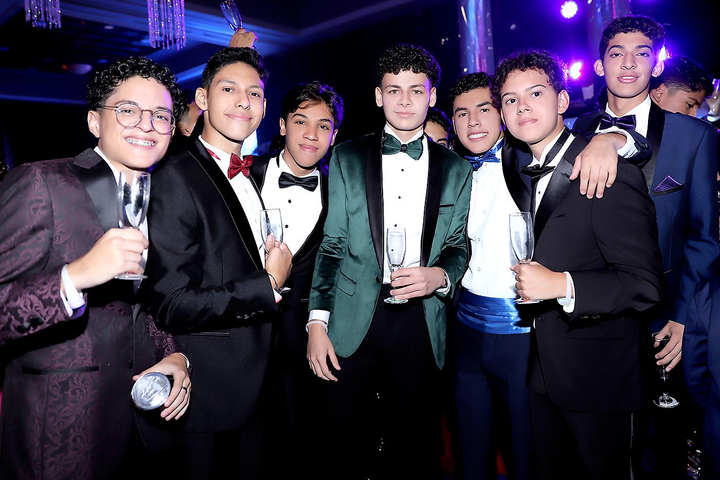 Prom Night de los seniors 2024 de Macris School