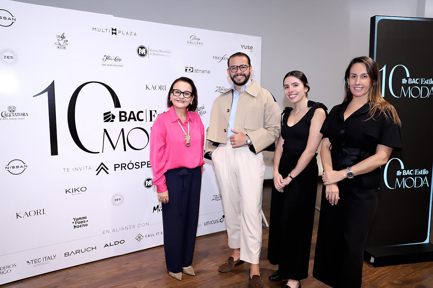 Celina Betancourt, Eloy Bravo, Jacqueline Ochoa y Gabriela Zelaya. 