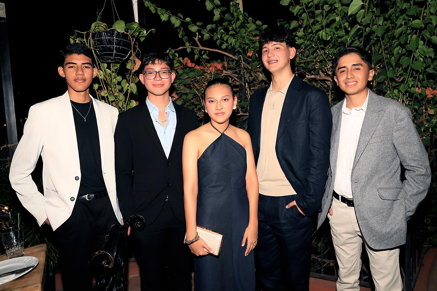 Enry Rodríguez, Ricardo Pastrana, Valentina Padilla, Patrick Walters y Joseph Sierra.