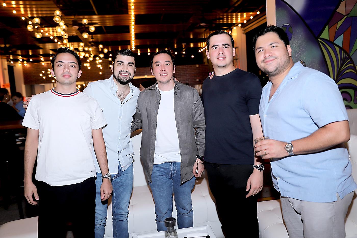 Finca 8 celebra su quinto aniversario