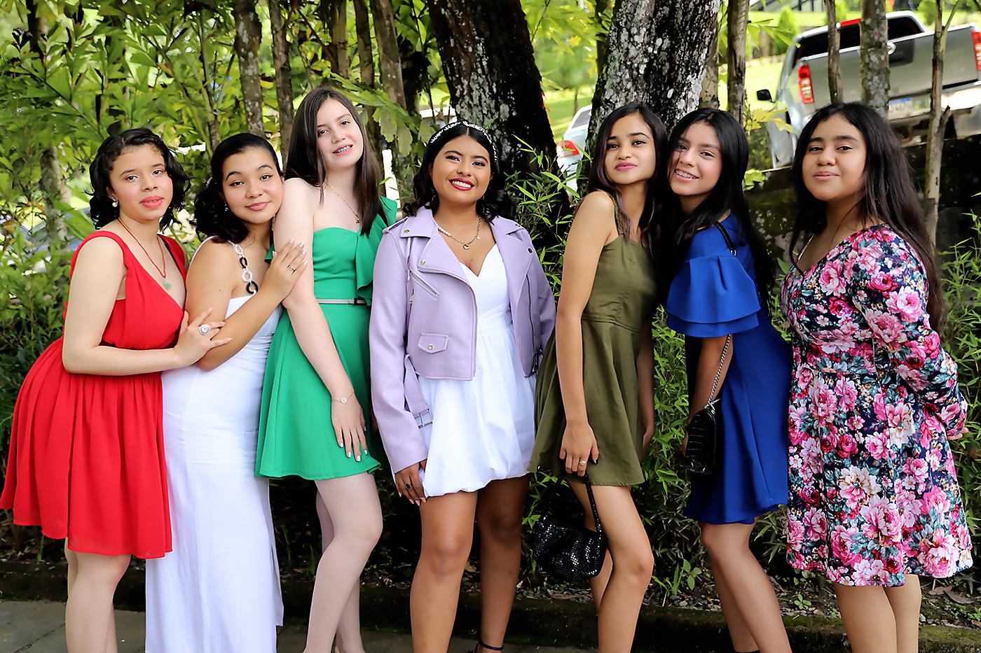 Venus Lobo, Angie Macias, Nasly Villatoro ,Isabella Bulnes, Kaory Rodas, Sofia Membreño y Danna Sandoval