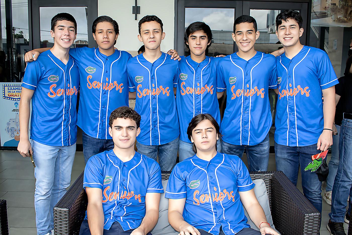 Entrada triunfal de los Seniors de la Estancia School 2023