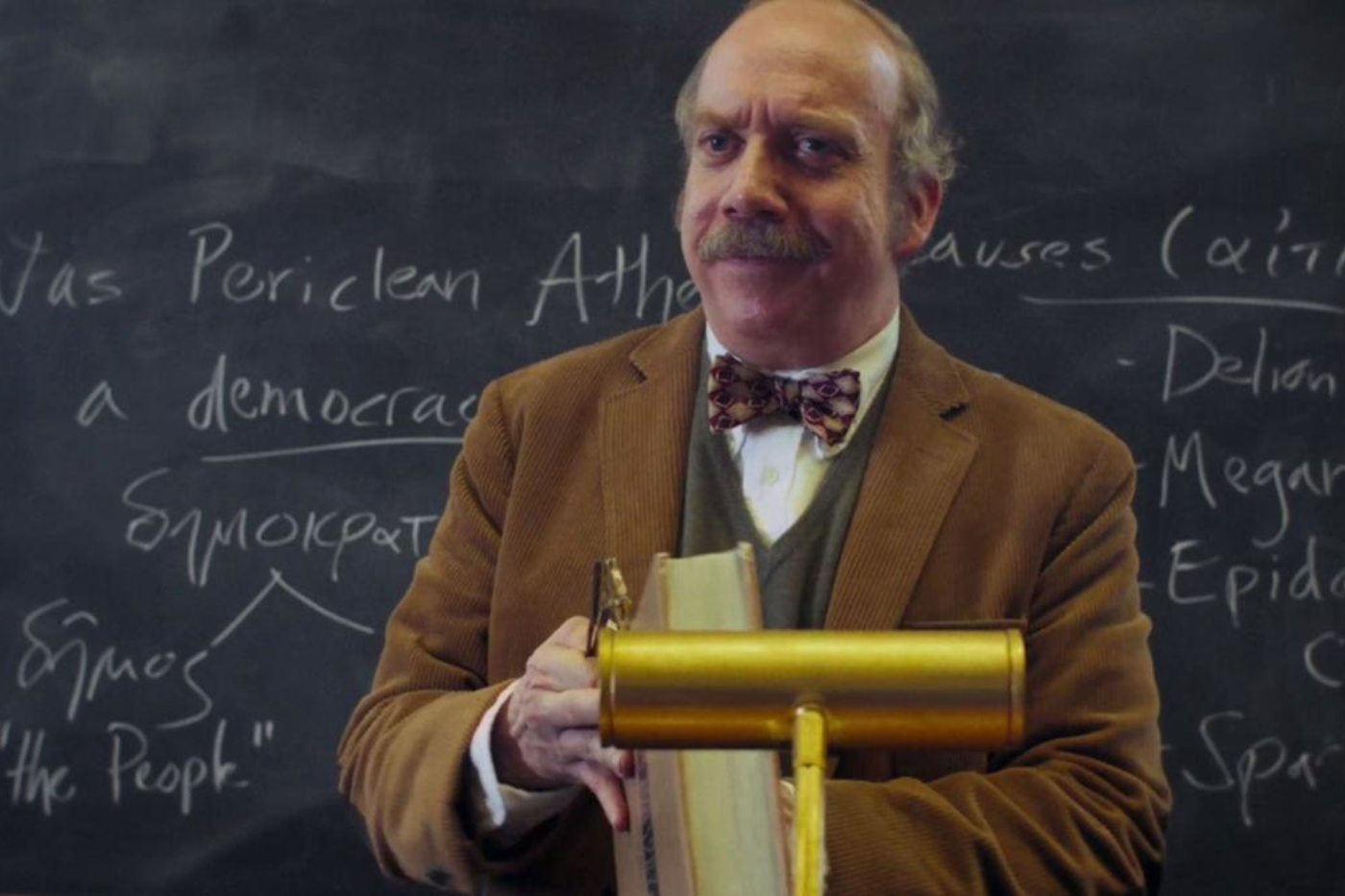 <b>Paul Giamatti - Los que se quedan</b>Su interpretación en ‘Los que se quedan’ como un profesor cascarrabias y malhumorado, pero con un corazón palpablemente cálido, es verdaderamente digna de tal reconocimiento.