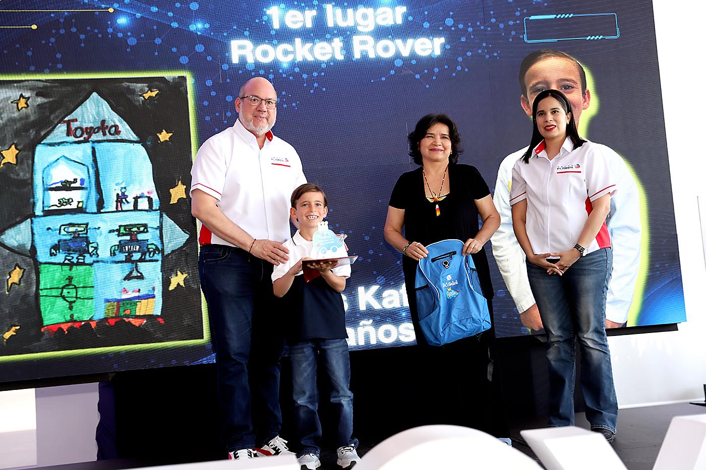 El concurso de arte “Toyota Dream Car” premia la imaginación futurista y el talento de la niñez hondureña