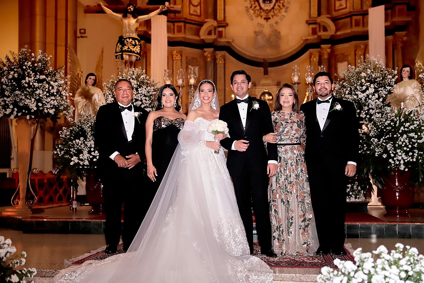 Así fue la boda de Carmen Villavicencio y Diego Durón