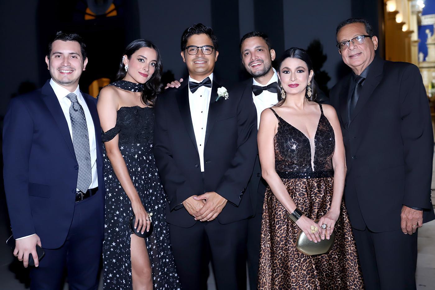 Fiesta nupcial de Allison Rivera y José Armando Erazo