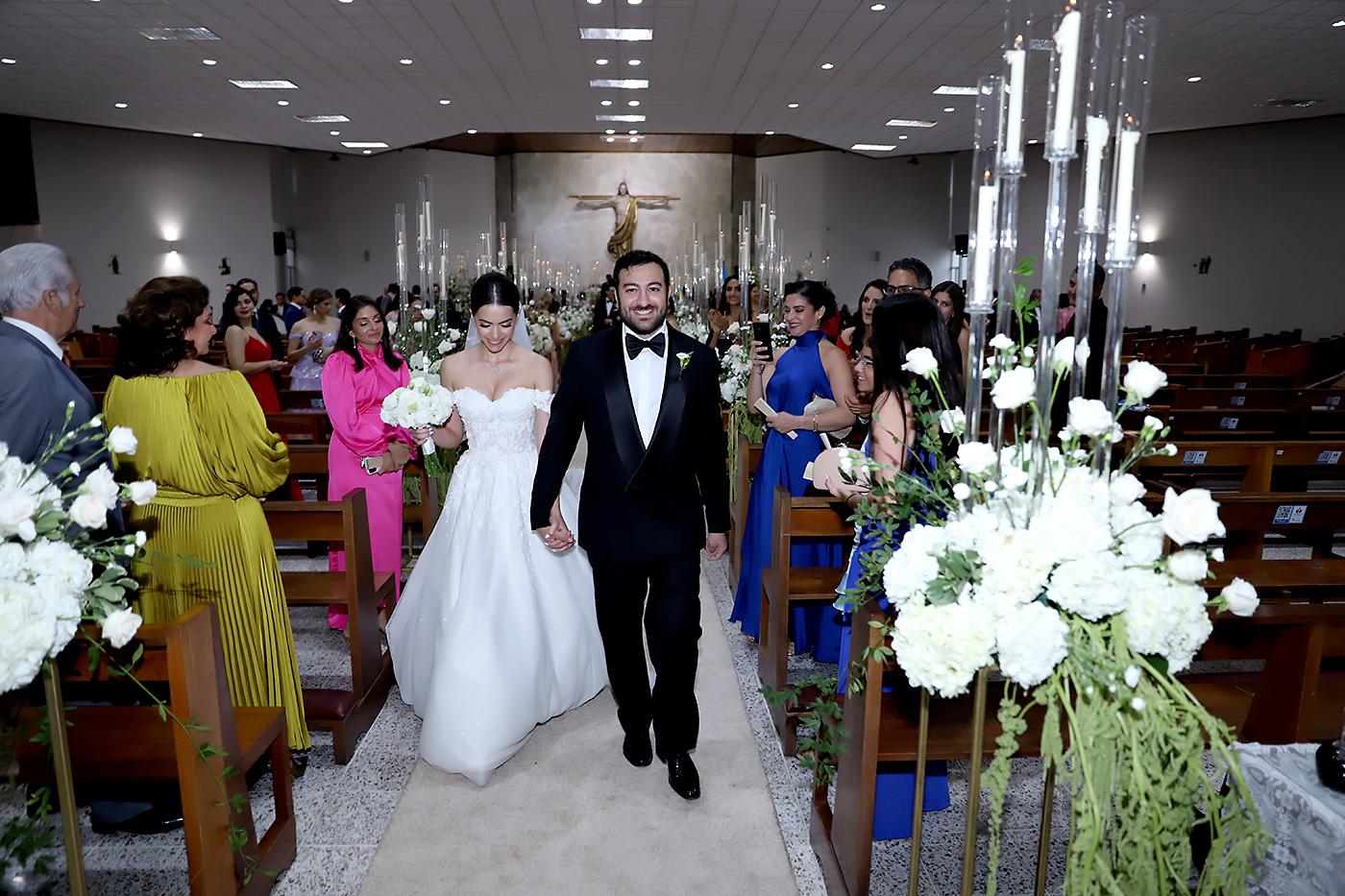 El “sí, acepto” de Victoria Khury y Víctor Kafati