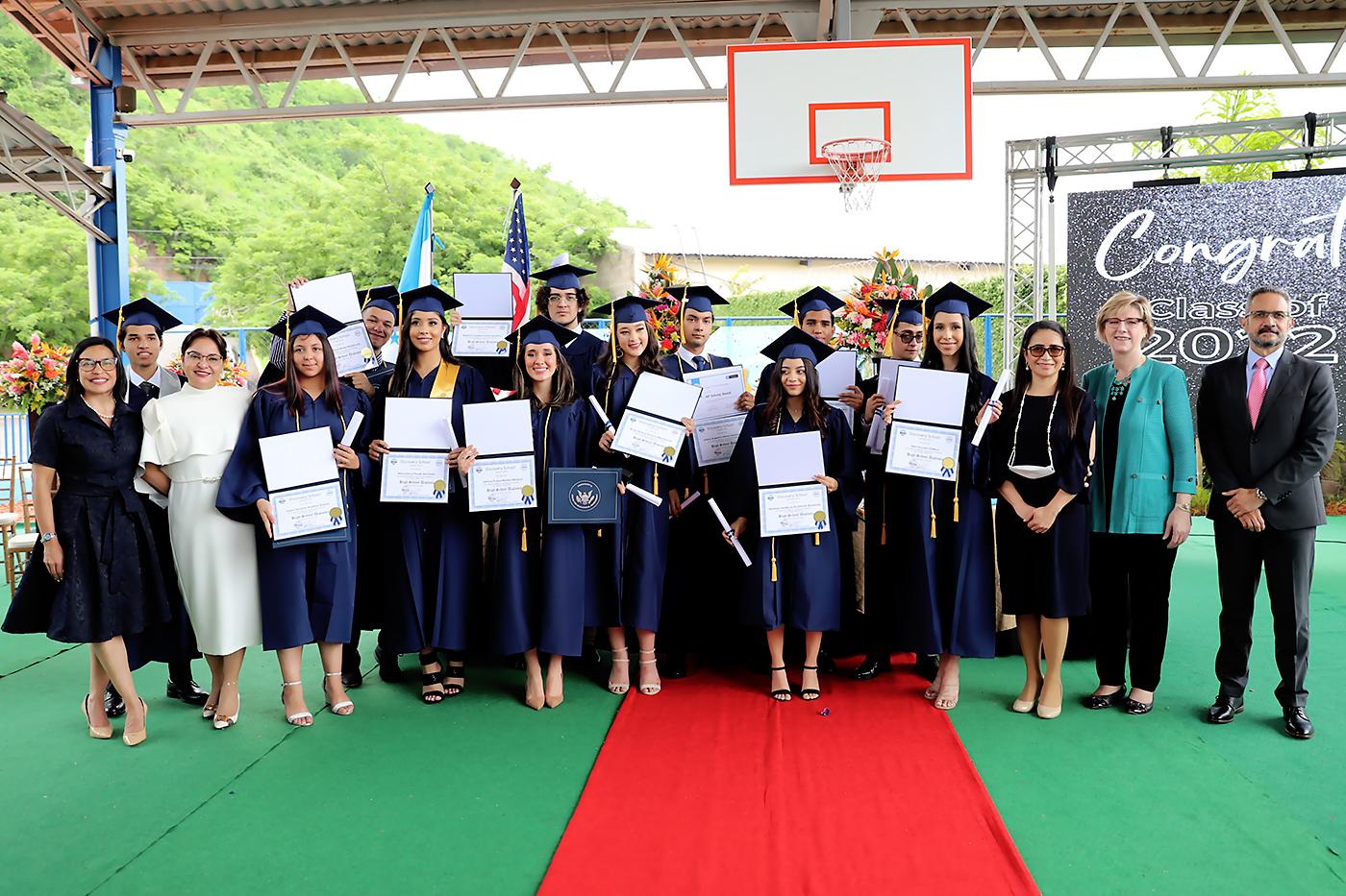 Graduación de Discovery School 2022