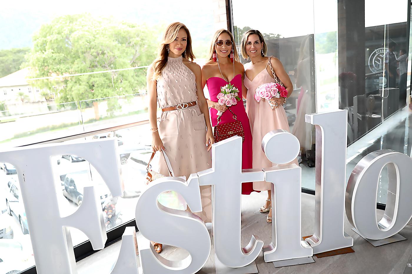 Marcela Larach, Karla Villar y Erika Andonie.