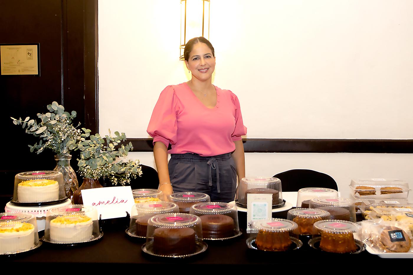 Doris Peña y su emprendimiento Amelia Cakes &amp; Pies.