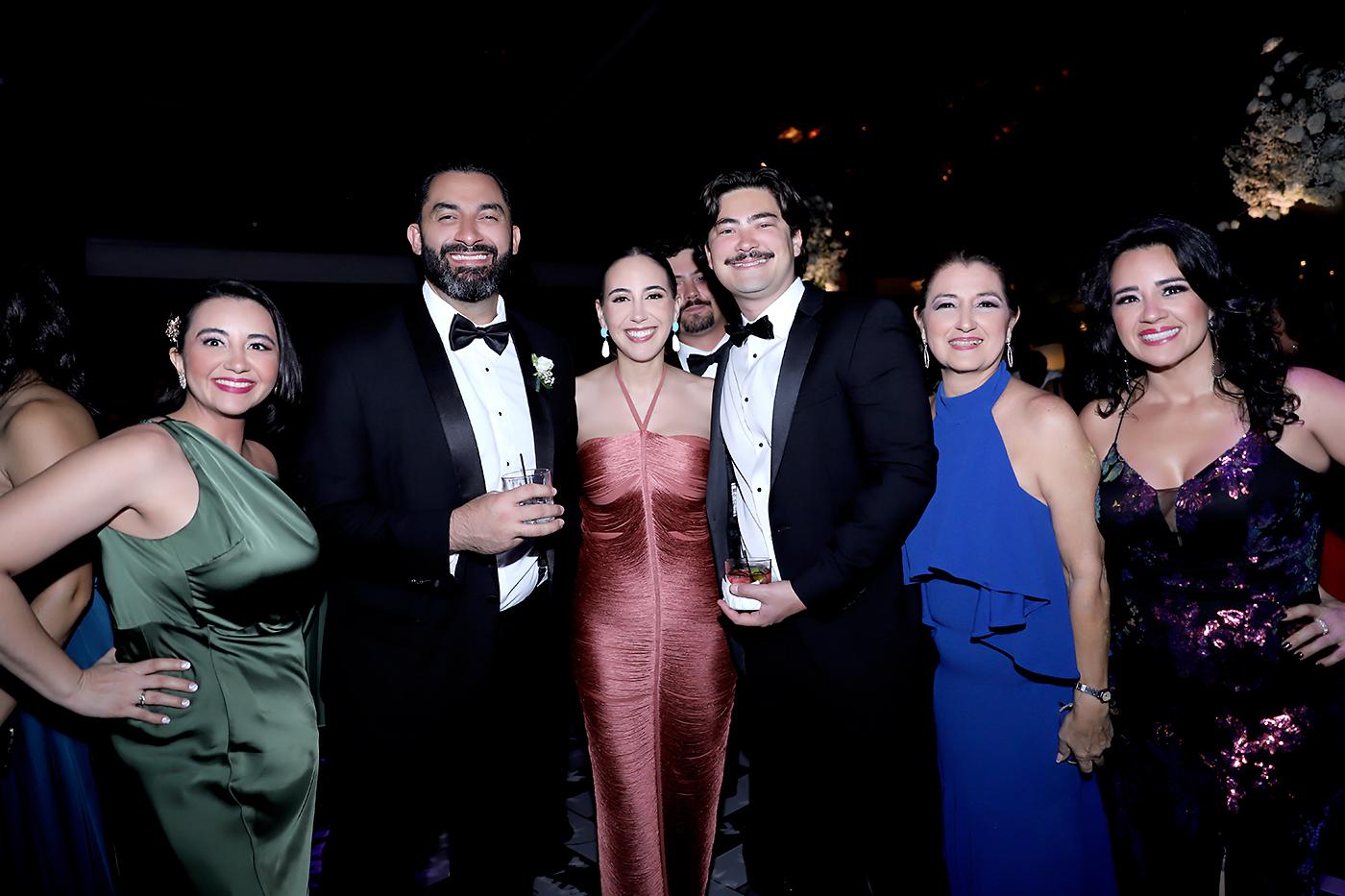 Fiesta nupcial de Allison Rivera y José Armando Erazo