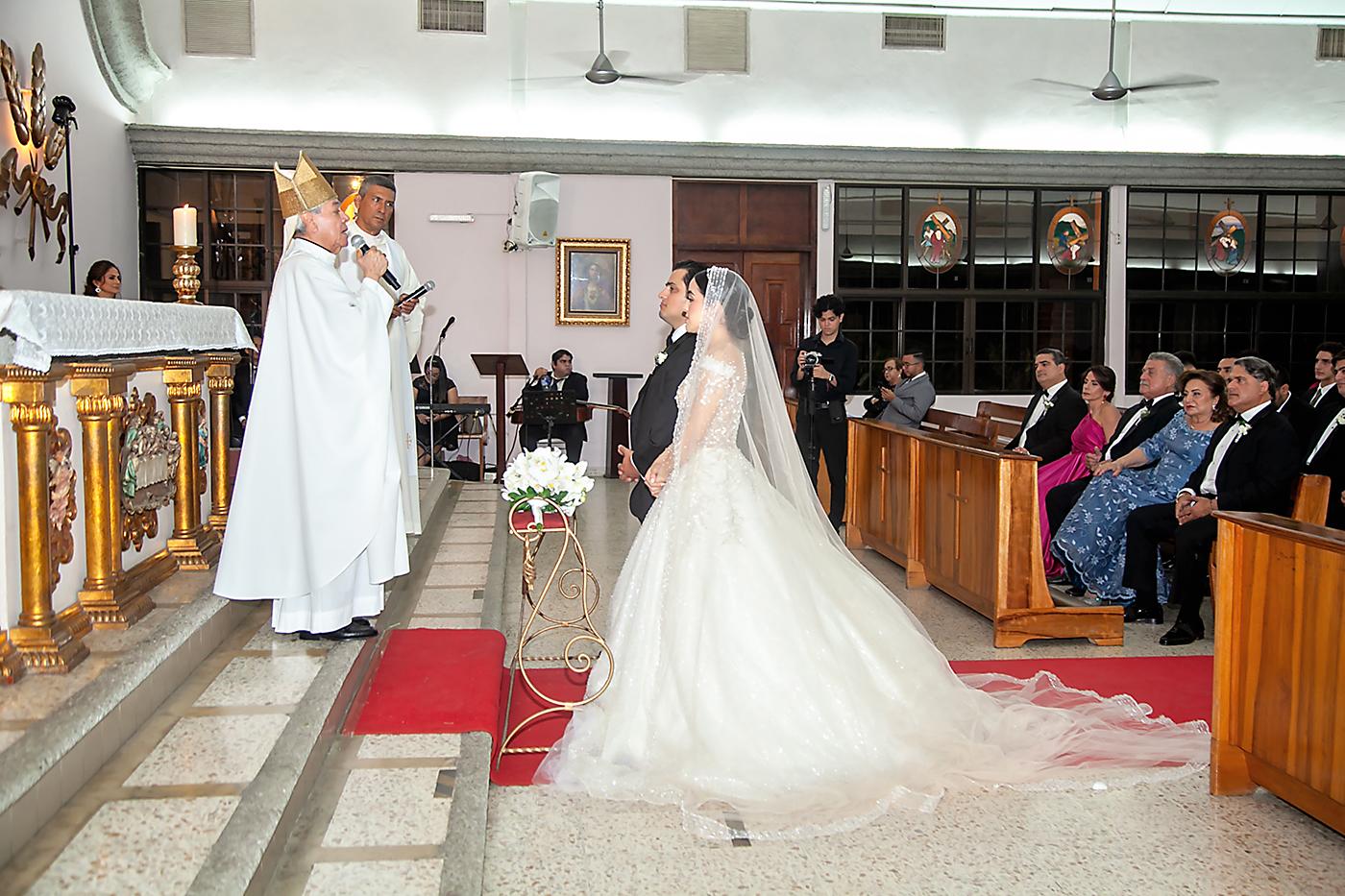 La boda de Basilio Fuschich y Susana Gamero