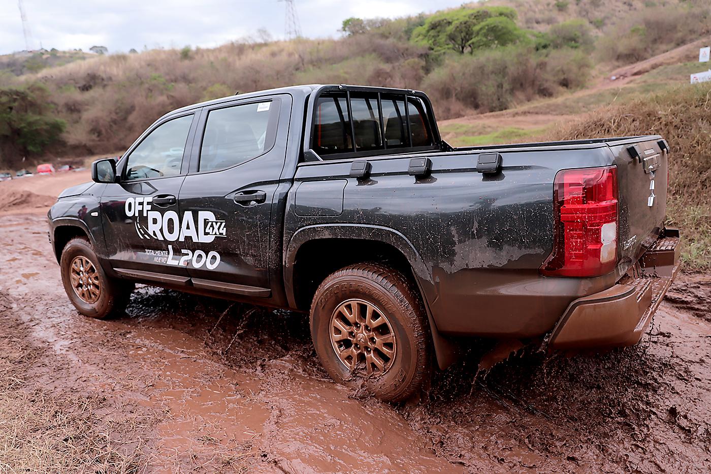 Excel presenta Mitsubishi L200 2025