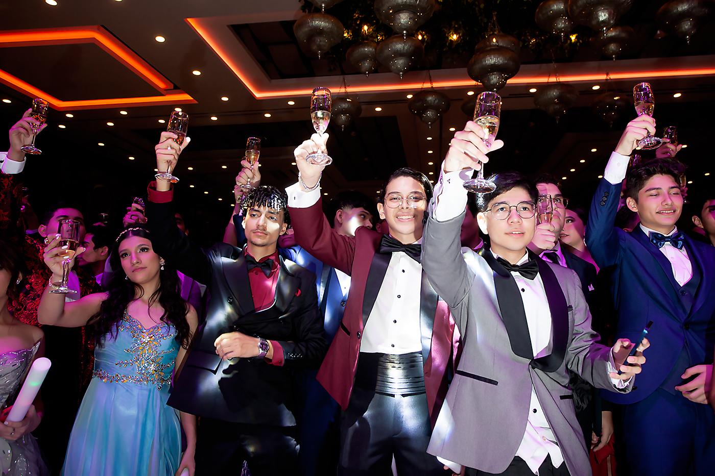 Fiesta de la prom 2024 de Kiddy Kat &amp; Morazzanni